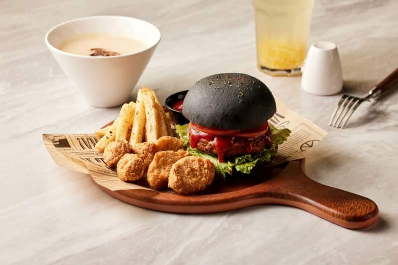 【台中餐廳推薦】BeBo美式餐廳夜色美食雙拍打！大口吃肉，大