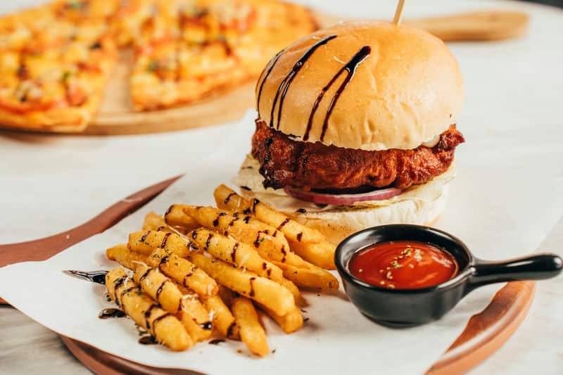 【台中好吃新選擇】Bebo美式餐廳絕對讓你停不了口的美味！