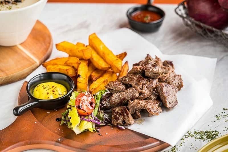 哇，跟大家分享一下我最近在台中發現的美食寶藏——BeBo美式