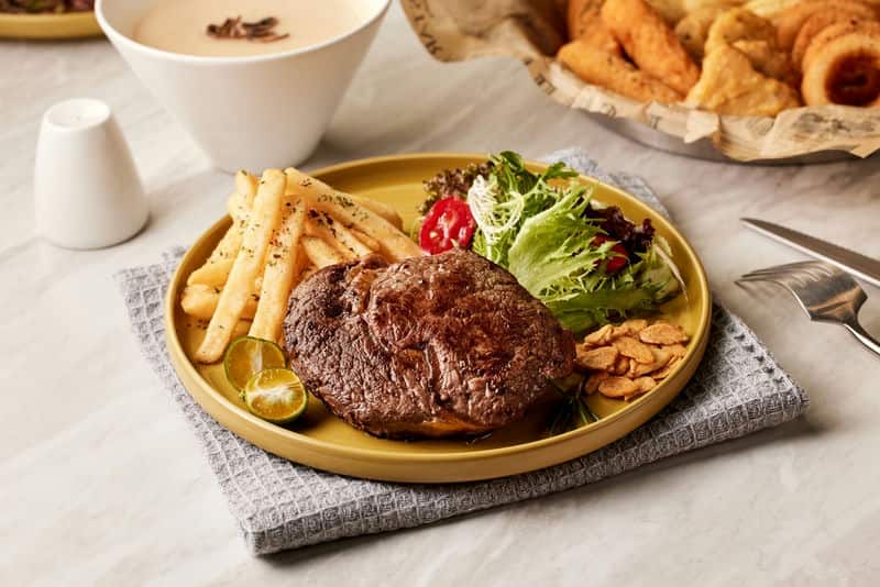 來BeBo美式餐廳，享受家庭時光與美味佳餚！