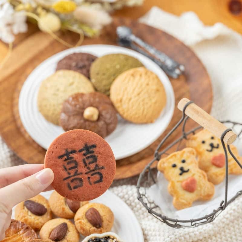 一場婚禮，DeerHer甜點廚坊的喜餅禮盒讓味蕾跳舞！