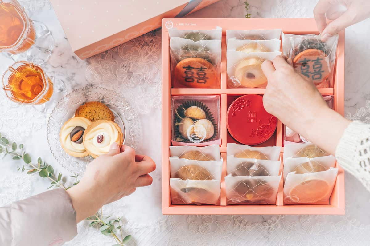 喜餅推薦DeerHer甜點廚坊的全客製喜餅禮盒讓婚禮更甜蜜 喜餅推薦DeerHer甜點廚坊的全客製喜餅禮盒讓婚禮更甜蜜