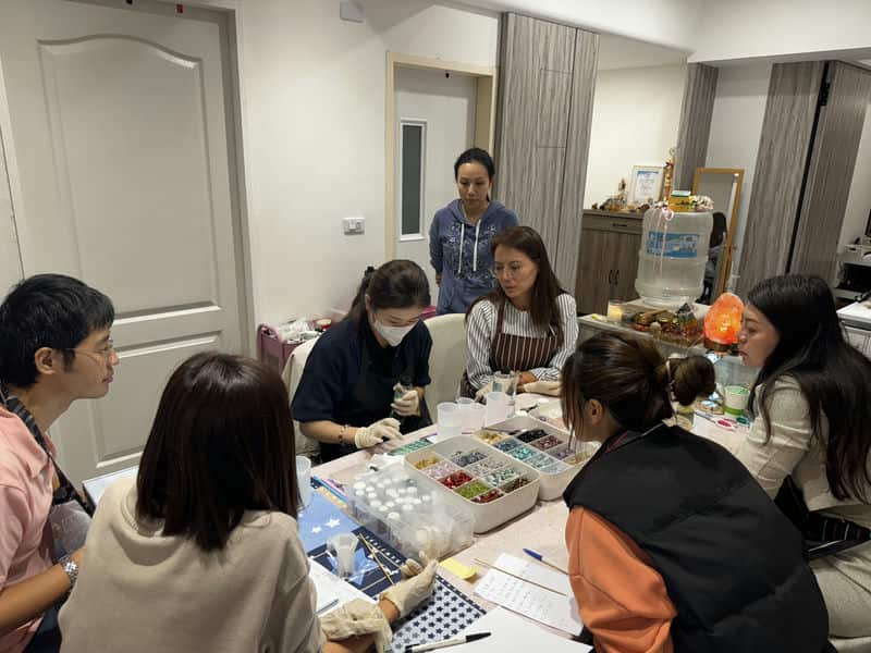 從懷疑到相信我和塔羅牌的奇幻之旅