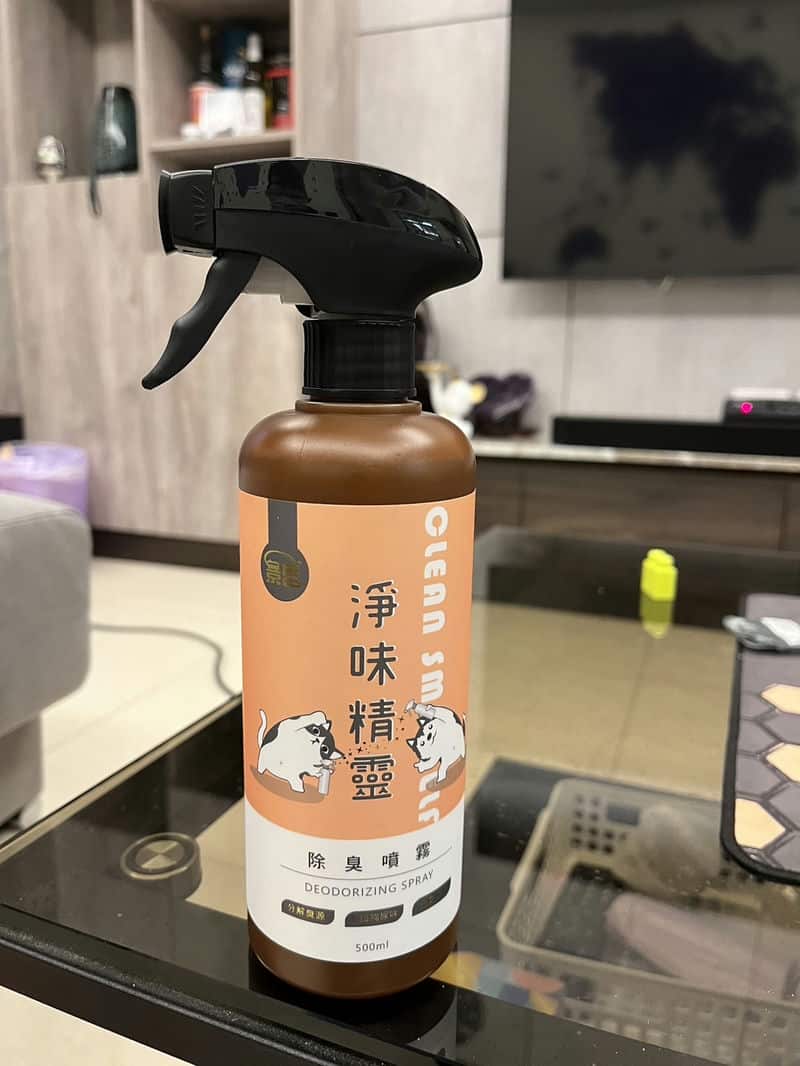 【實用心得】我家小孩快樂成長！淨味精靈-寵物除臭噴霧助我們擺