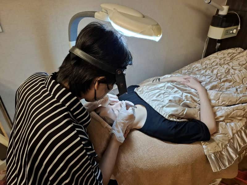 夏日油光煩惱來芙娜莎SPA會館,輕鬆解決粉刺毛孔問題! 夏日油光煩惱來芙娜莎SPA會館,輕鬆解決粉刺毛孔問題!